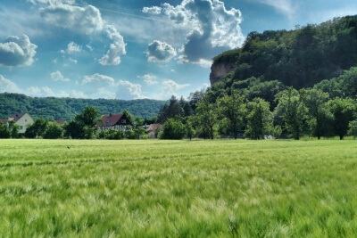 Landschaft und Boselfelsen bei Meißen